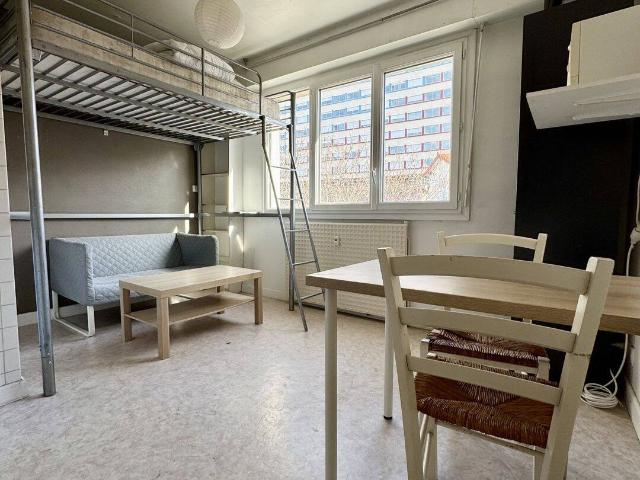Studio location à L'Oradoux, Clermont-Ferrand