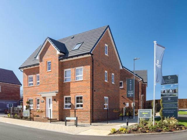 Property for sale in Bourne End, Pouchen End