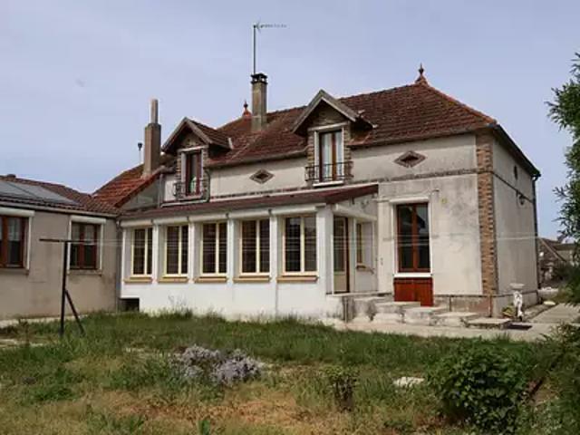 Maison vente à Sens, Chaumont