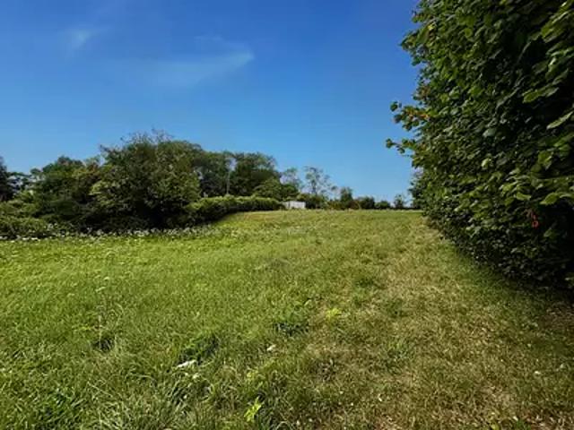 Terrain vente à Chaumont-en-Vexin, Oise