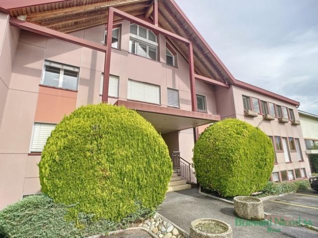 Büro mieten in Chavannes-de-Bogis, Waadt