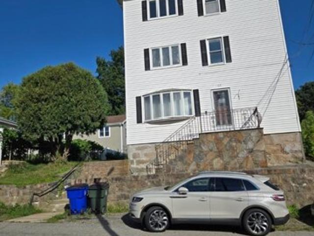House for sale in Oak Grove Village, Fall River
