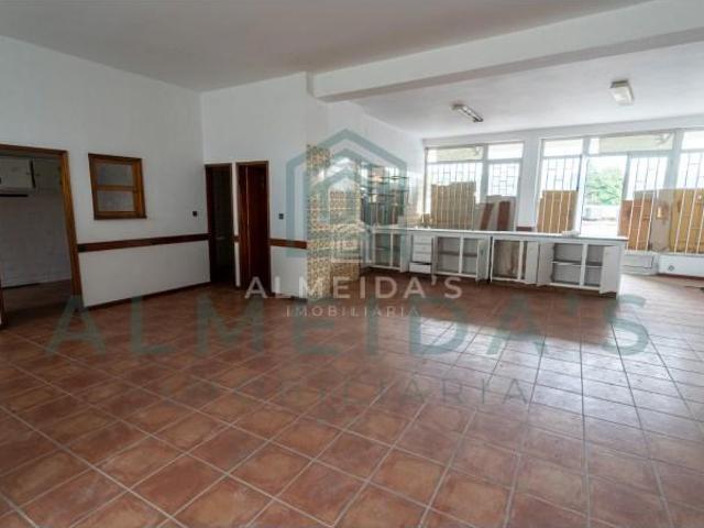 Loja venda em Chaves, Vila Real