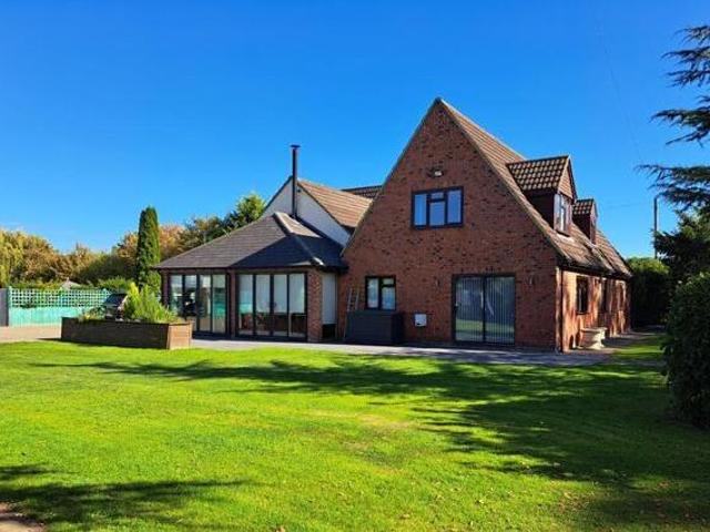 House for sale in Bedford