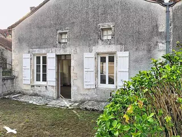 Maison vente à La Charbonniere, Chazelles