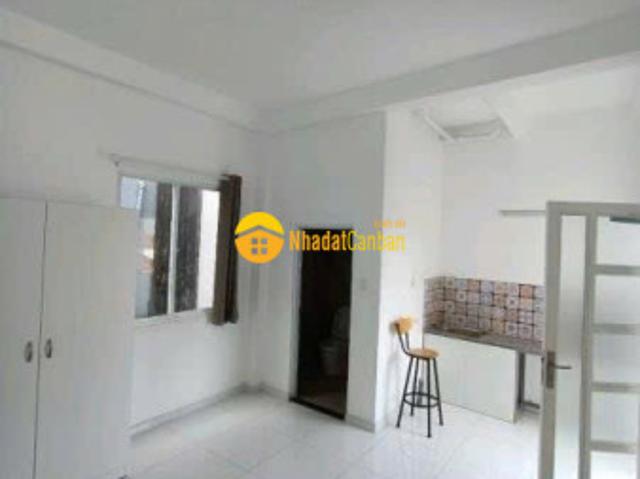 Nhà mặt phố bán
