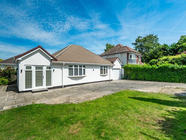 House for rent in Cheadle Hulme, Greater Manchester