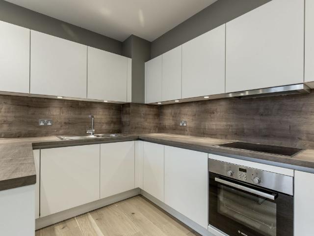 Apartment for rent in London Borough of Sutton, Greater London