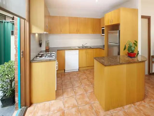 Condo for rent in Camerons Creek, Victoria