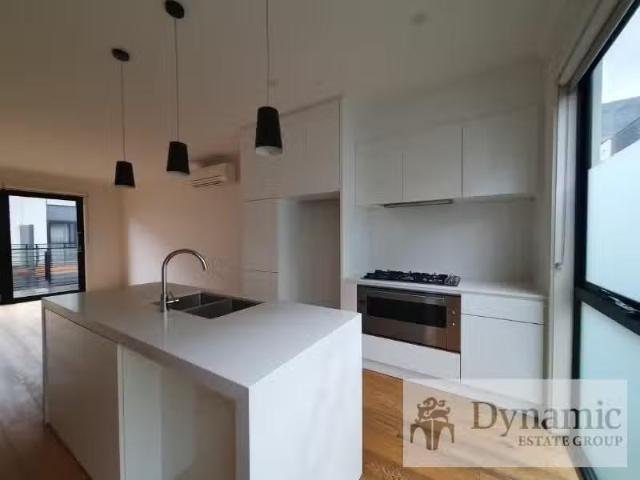Condo for rent in Camerons Creek, Victoria