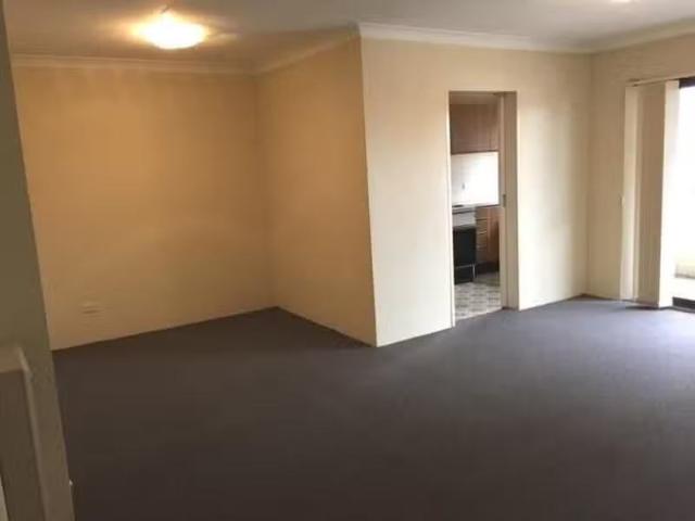 Apartment for rent in Keppel Sands, Queensland