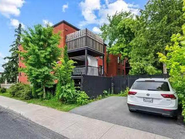 Apartment for rent in Longueuil, Quebec