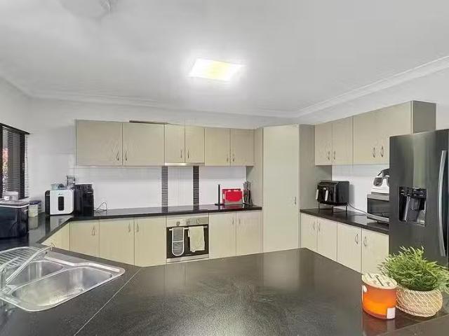 House for rent in Kewarra Beach, Queensland