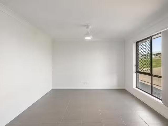 Apartment for rent in Meringandan, Queensland