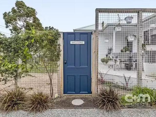 Apartment for rent in Camerons Creek, Victoria
