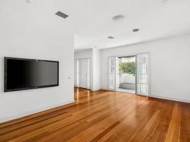 House for rent in Leopold, Victoria