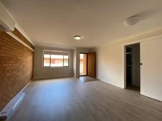 Apartment for rent in Piallamore, New South Wales