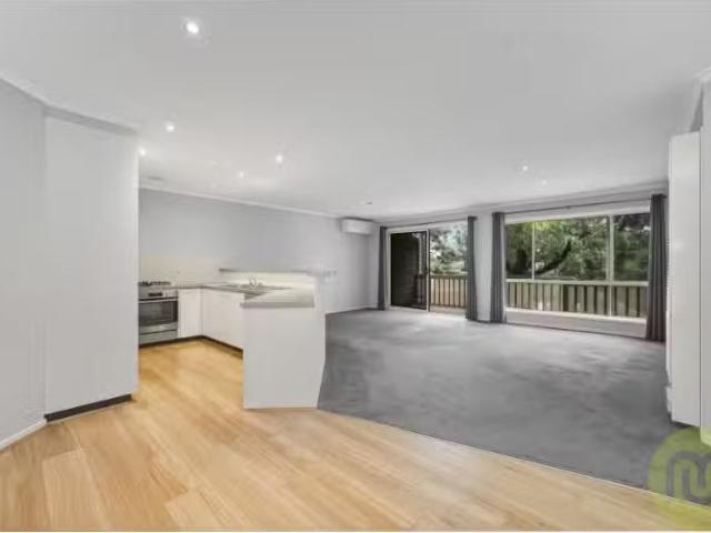 Condo for rent in Gordon, Australian Capital Territory