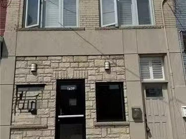 House for rent in Ancaster, Ontario