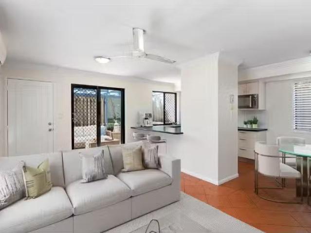 Condo for rent in Toombul, Queensland