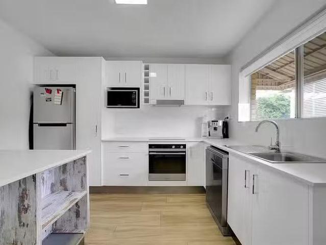 Apartment for rent in Toombul, Queensland