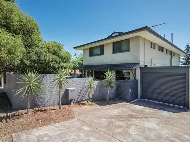 House for rent in Como, Western Australia