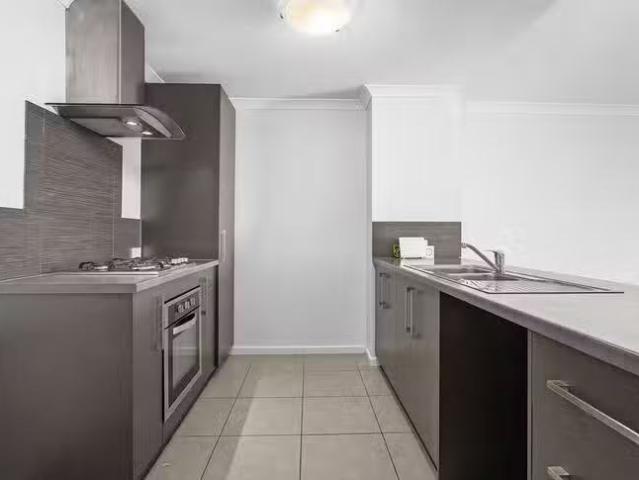 House for rent in Banksia Grove, Western Australia