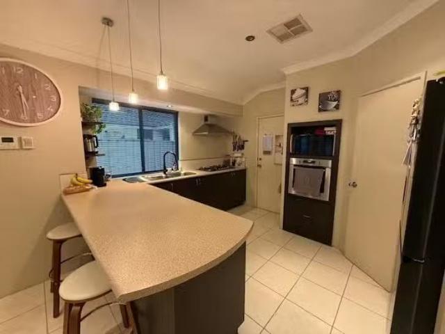 House for rent in Success, Western Australia
