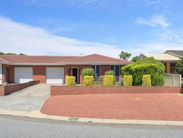 House for rent in Kingsley, Western Australia
