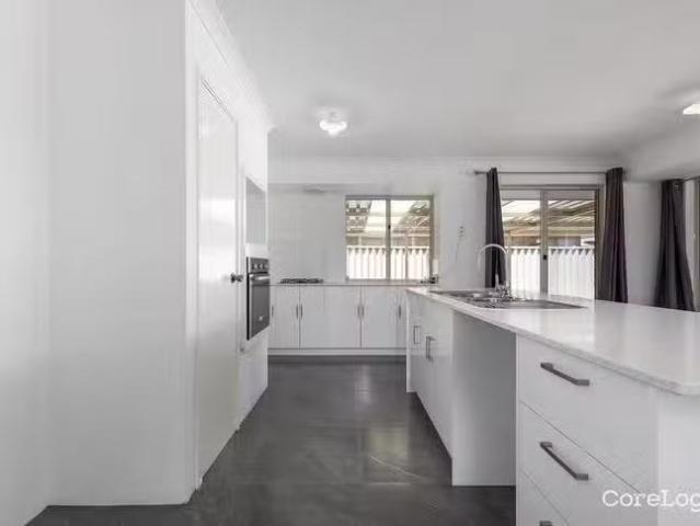 House for rent in Warnbro, Western Australia