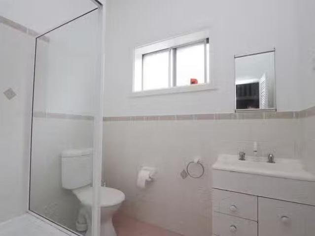 House for rent in Brisbane Grove, New South Wales