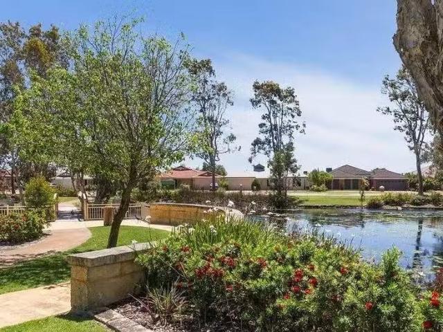 House for rent in Canning Vale, Western Australia