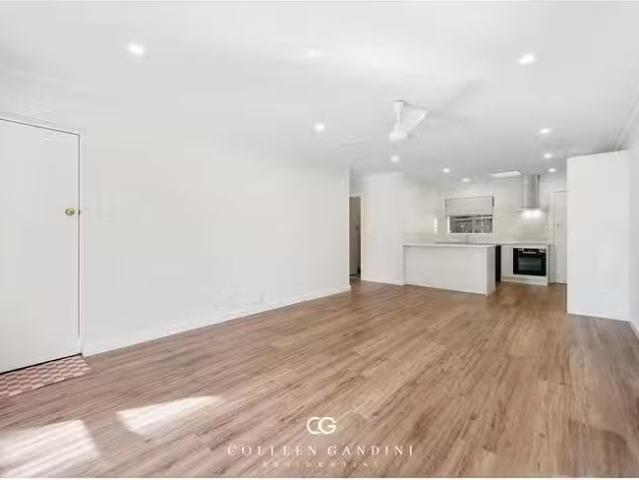 House for rent in Como, Western Australia