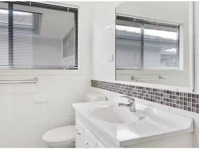 House for rent in Wollongong West, New South Wales