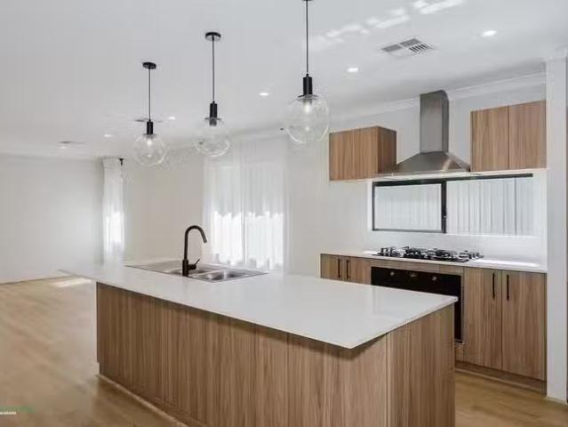 House for rent in Wellard, Western Australia