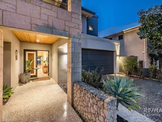 House for rent in Burns Beach, Western Australia