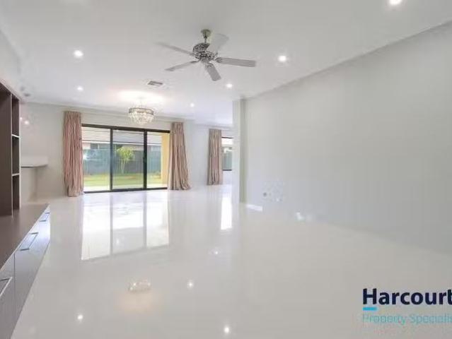 House for rent in Caversham, Western Australia
