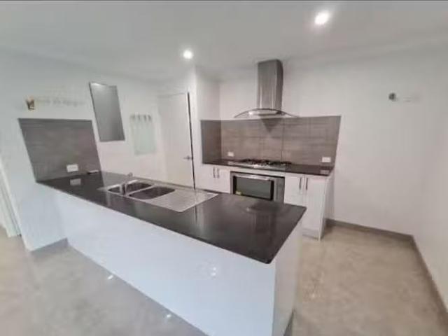 House for rent in Piara Waters, Western Australia