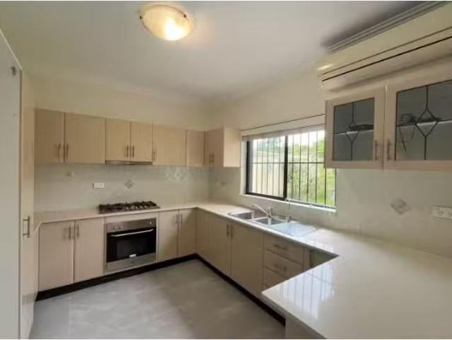 Condo for rent in Sydney, New South Wales