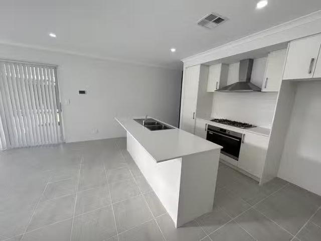 House for rent in Yanchep, Western Australia