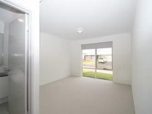 House for rent in Parklands, Western Australia