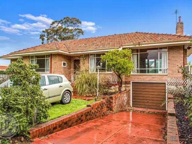 House for rent in Como, Western Australia