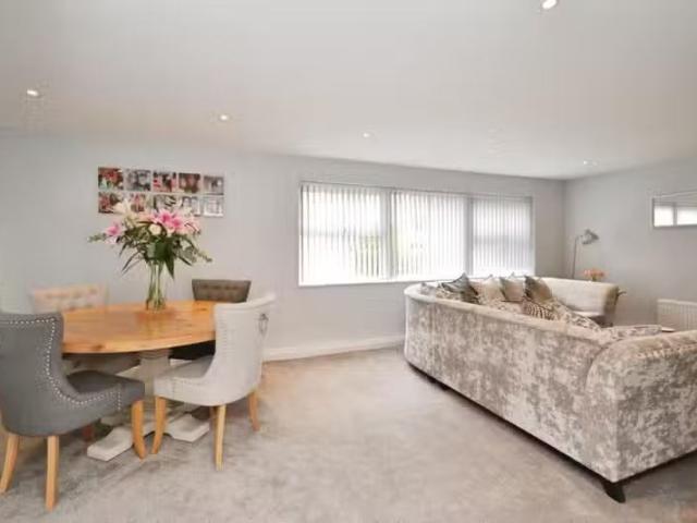 Apartment for rent in Navestock Side, Essex