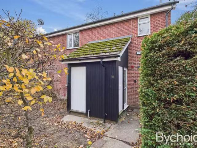 Apartment for rent in Kingsbury, Greater London