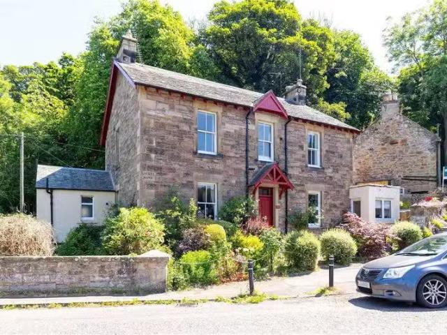 Apartment for rent in Colinton, Scotland