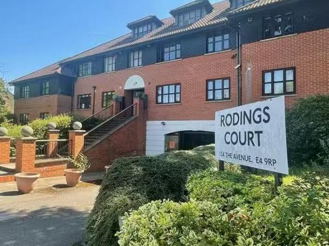 Apartment for rent in Highams Park, Greater London