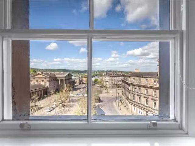 Apartment for rent in Huddersfield, West Yorkshire