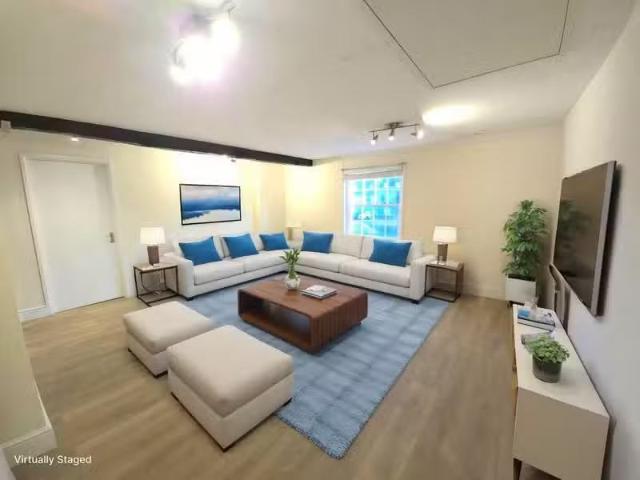Apartment for rent in Forty Green, Isle Of Man