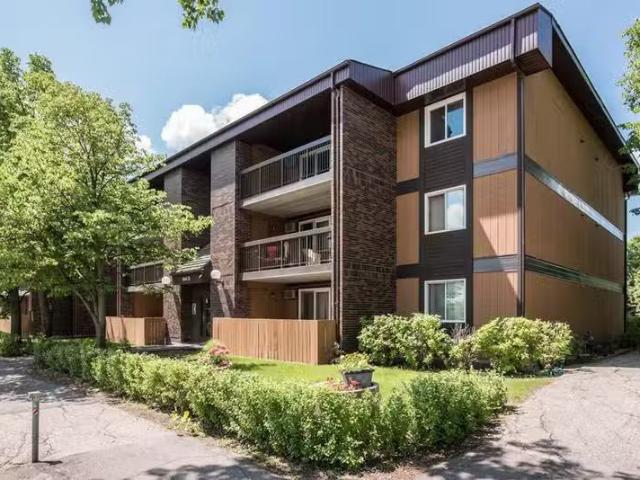 Condo for rent in East St. Paul, Manitoba