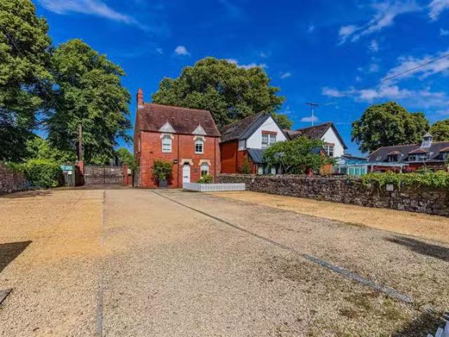House for rent in Falcon Lodge, Wales